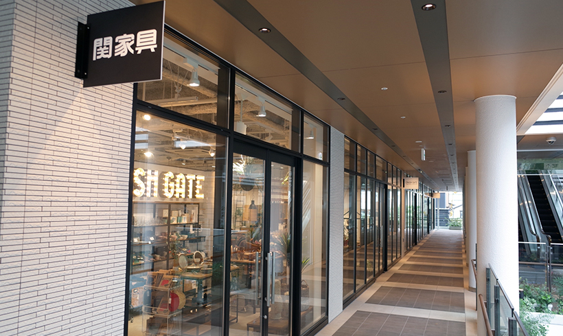 CRASH GATE 福岡天神店×関家具ショールーム