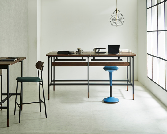 RIVET Free address counter desk